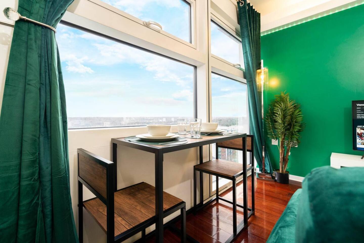 Luxury Rolex Retreat Daire Birmingham Dış mekan fotoğraf